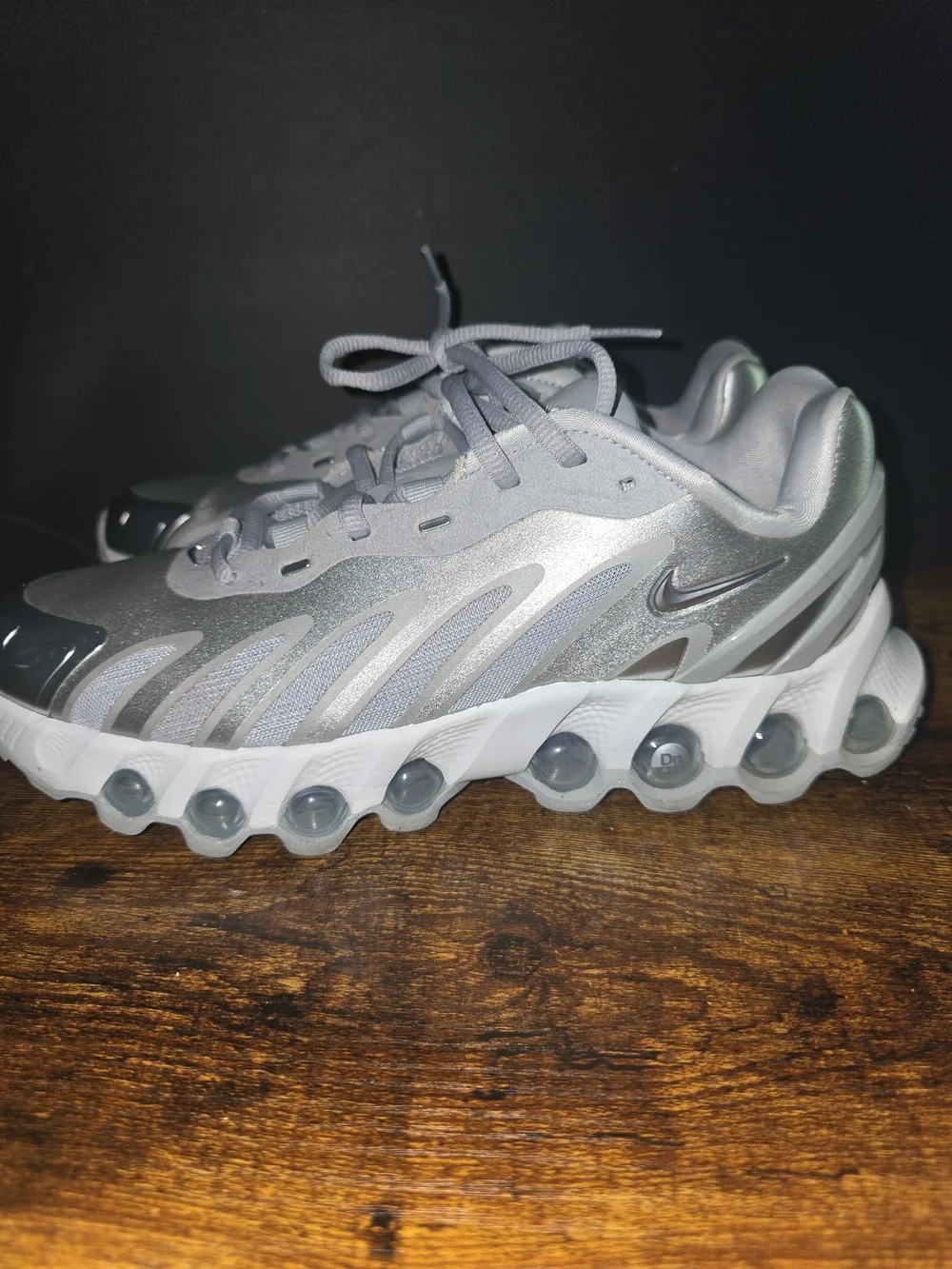 Help Homeless Cats Air Max Dn8 Wolf Grey Metallic Silver Sneakers 6.5Y-Womens 8